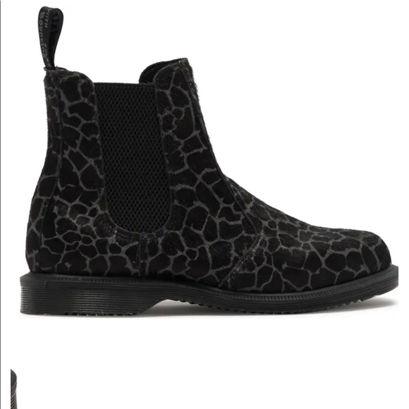 Dr MARTENS FLORA HAIR ON Black Grey Boot Size:7 - Picture 6 of 11